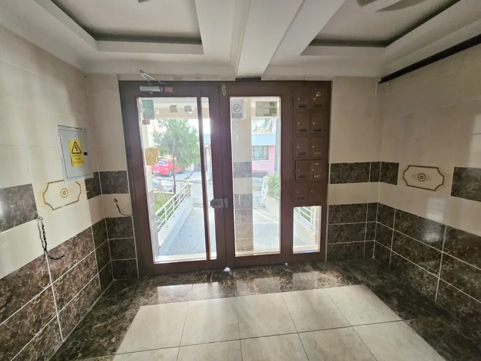 AKTEPE'DE,MERKEZİ KONUMDA 3+1 ASANSÖRLÜ DAİRE — görsel 2