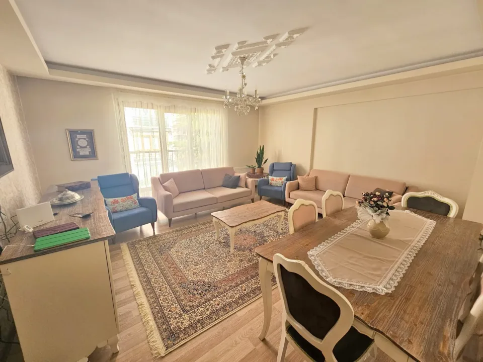 AKTEPE'DE,MERKEZİ KONUMDA 3+1 ASANSÖRLÜ DAİRE — görsel 5