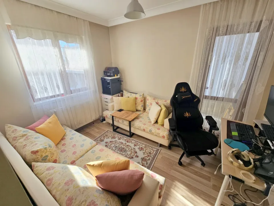 AKTEPE'DE,MERKEZİ KONUMDA 3+1 ASANSÖRLÜ DAİRE — görsel 10
