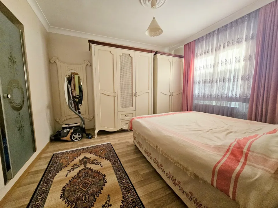 AKTEPE'DE,MERKEZİ KONUMDA 3+1 ASANSÖRLÜ DAİRE — görsel 12