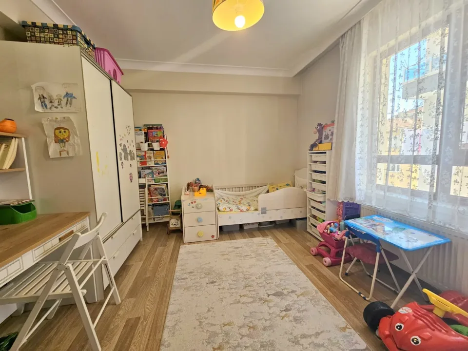 AKTEPE'DE,MERKEZİ KONUMDA 3+1 ASANSÖRLÜ DAİRE — görsel 14