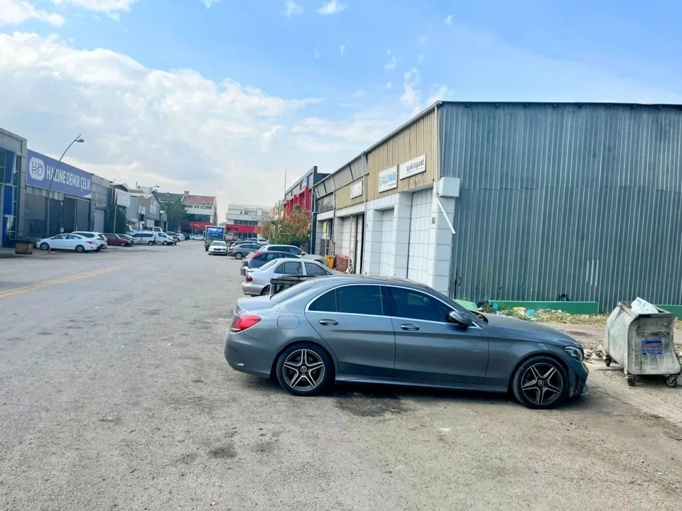OSTİM'de Kiracılı Satılık Dükkan: 400 m², Kök Tapulu, Yatırım Fırsat  — görsel 4