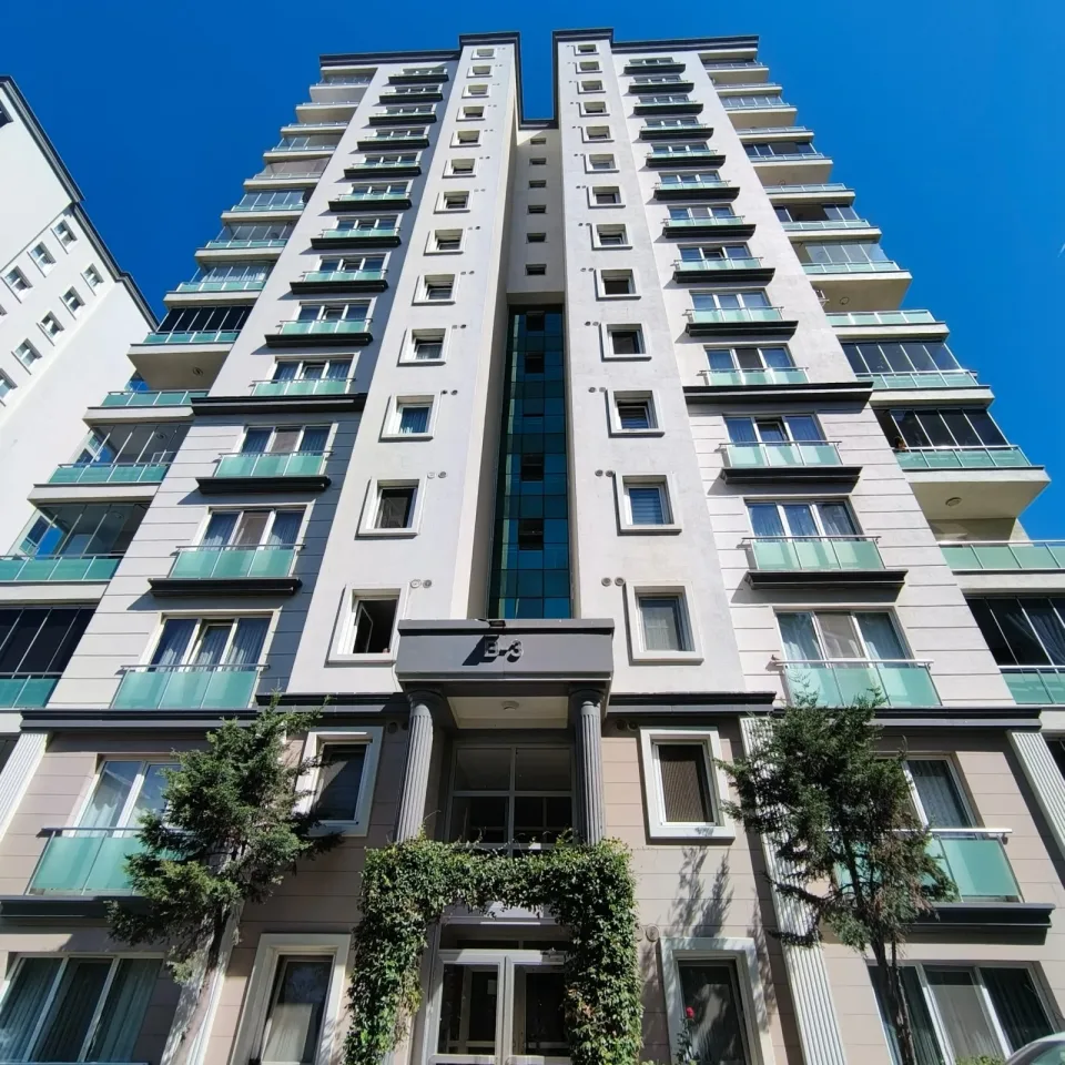 İSTANBUL BAŞAKŞEHİR'DE SATILIK 2+1 DAİRE ENFAL GAYRİMENKUL — görsel 1