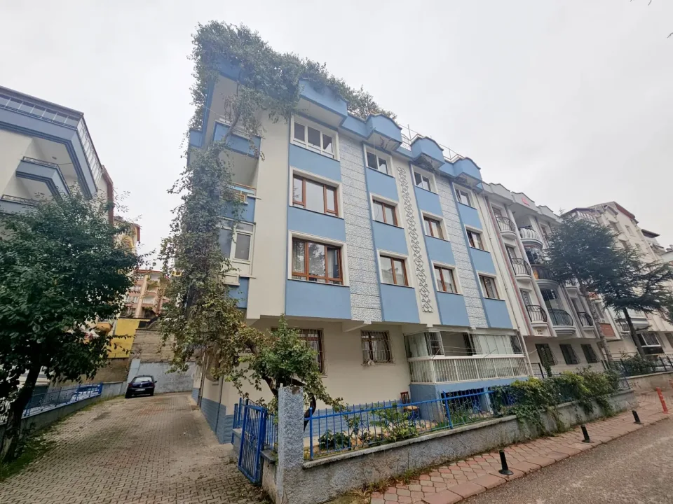 Çaldıran Mah. Keçiören'de Satılık 3+1 Daire (80m², Bahçeli) — görsel 1